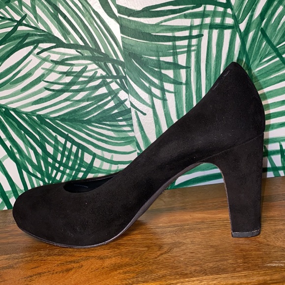 Eileen Fisher Black Suede Heels Women’s 9 - Picture 5 of 9